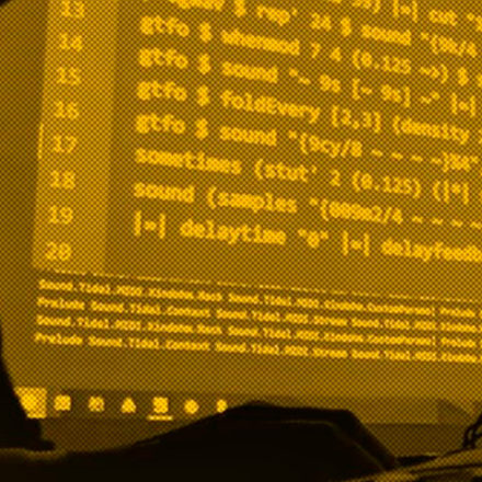 “DJs do futuro” estão programando ao invés de usar discos em picapes
