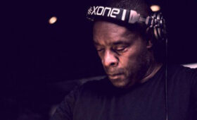 Kevin Saunderson diz que sente como se dificultassem a participação de artistas negros na cena